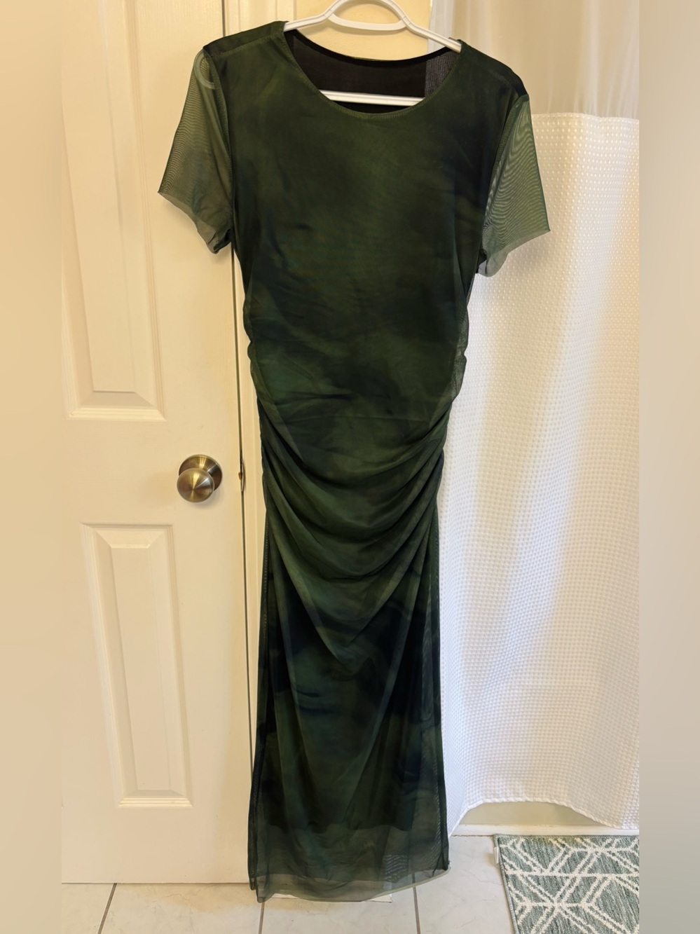 New Women’s SHEIN Dark Green Ruched Mesh Dress Size Medium